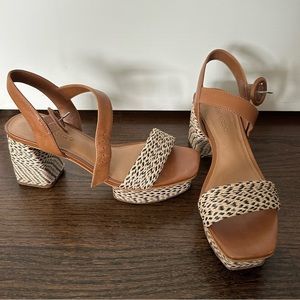 Bernardo platform sandals